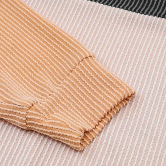 Colorblock Long Sleeve Top - Picture 2 of 5